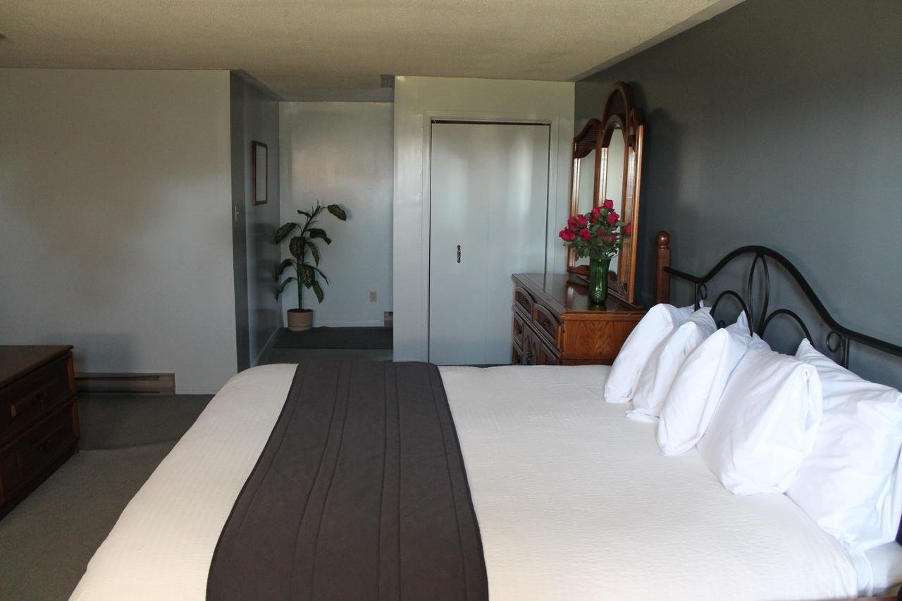Voyageur Motel 야머스 외부 사진